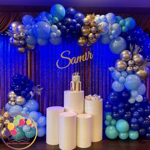 Balloons lenght: 17ft
Backdrop: frame
Sign: custom
Cake stand: 5pcs
Flowers
